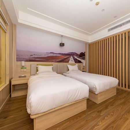 Готель Ibis Styles Nantong Development Zone Shimao Plaza Екстер'єр фото