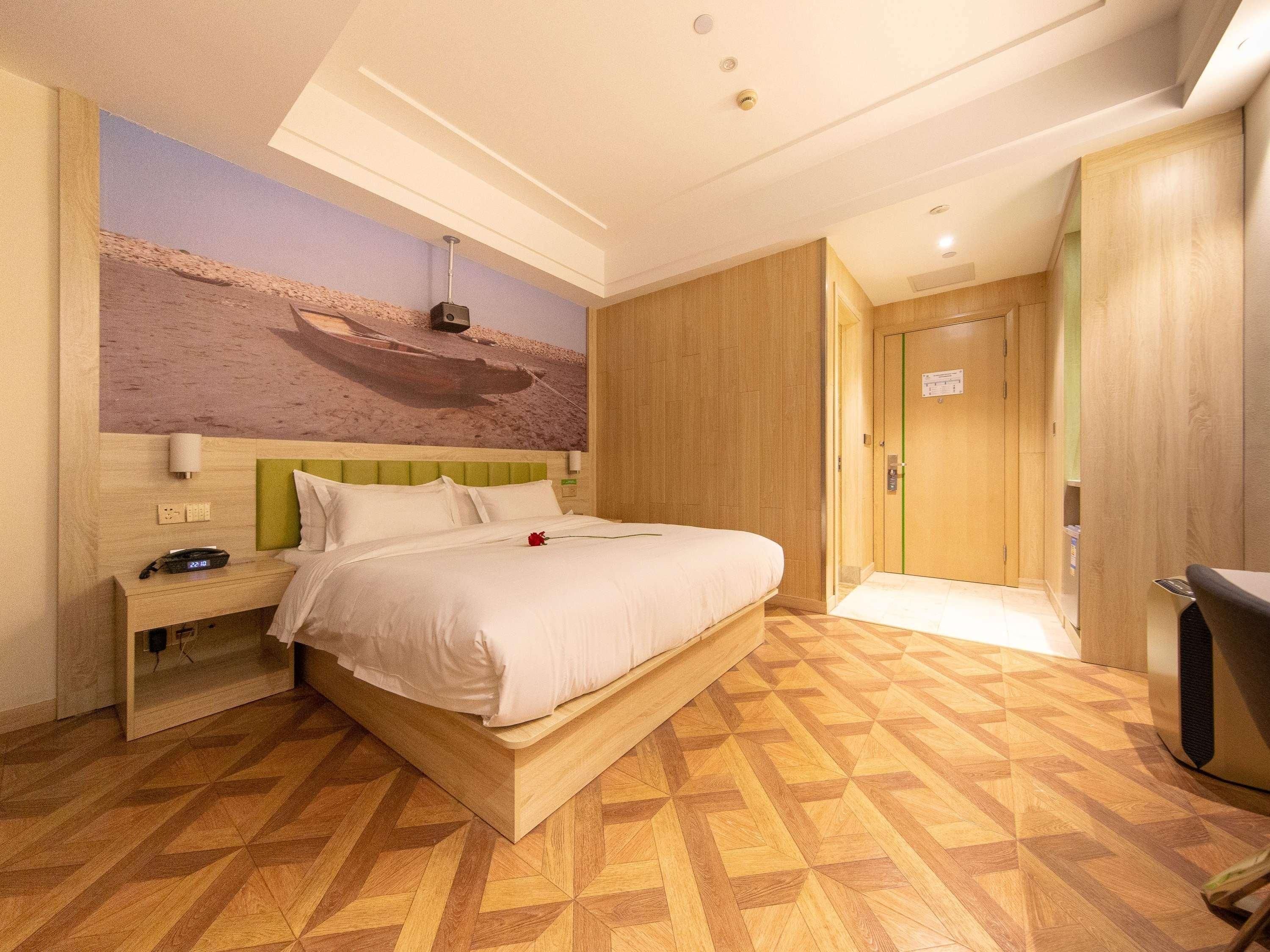 Готель Ibis Styles Nantong Development Zone Shimao Plaza Екстер'єр фото