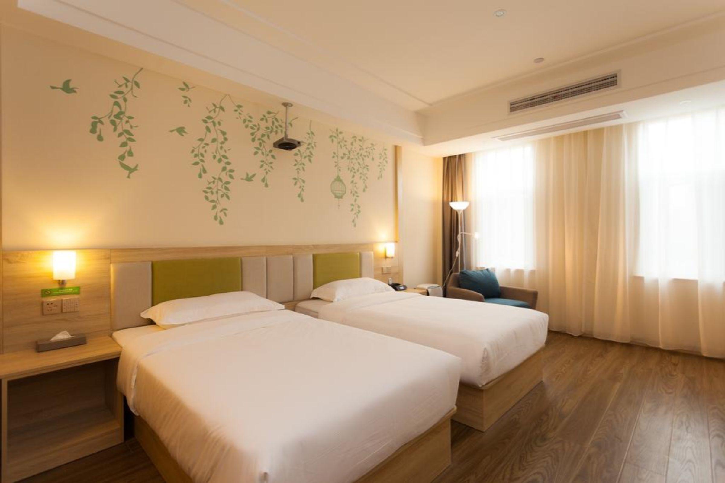 Готель Ibis Styles Nantong Development Zone Shimao Plaza Екстер'єр фото