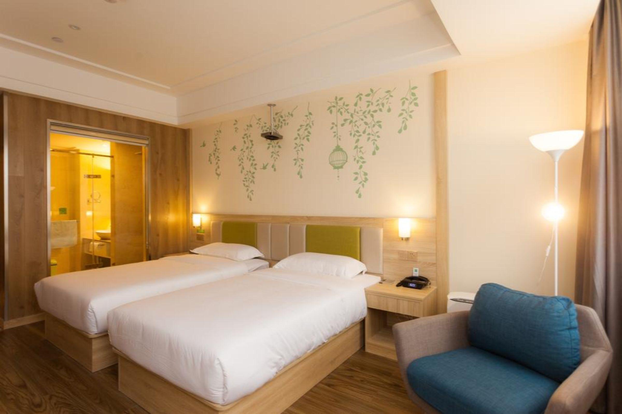 Готель Ibis Styles Nantong Development Zone Shimao Plaza Екстер'єр фото